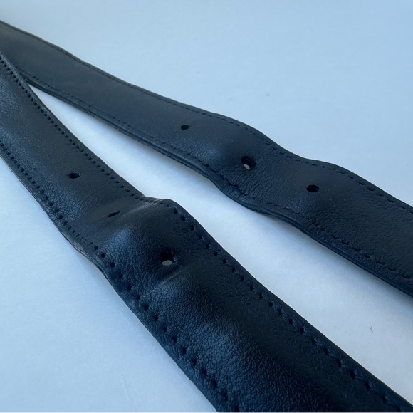 Vintage COACH All Leather Large Black Leather Slim Shoulder Tote Bag #9406 - Picture 3 of 16